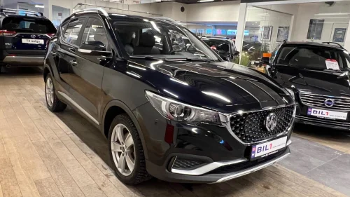 MG ZS EV LUXURY/SKINN/ACC/PANORAMA/KAMERA/CARPLAY/7 ÅR GARANTI!