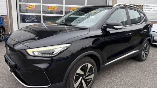MG ZS EV 70KW 156HK LUXURY SKINN KLIMA NAVI PANORAMATAK