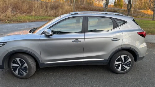 MG ZS EV Long Range Luxury