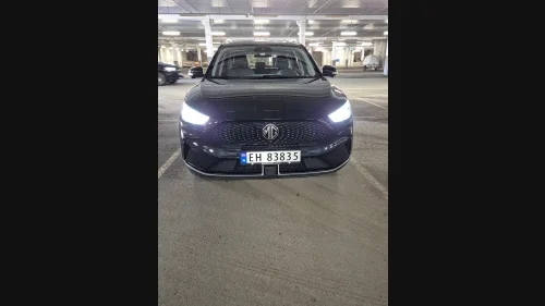 MG ZS EV Luxury Long Range