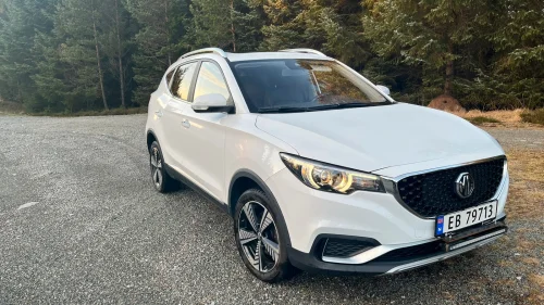 MG ZS EV Luxury Utgave - Skinn - Ledbar