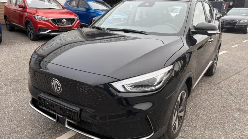 MG ZS EV 70KW 156HK LUXURY SKINN KLIMA NAVI PANORAMATAK