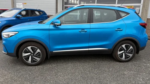 MG ZS EV 70KW 156HK LUXURY KLIMA SKINN PANORAMATAK