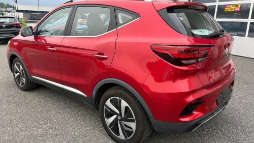 MG ZS EV 70KW 156HK LUXURY KLIMA NAVI PANORAMATAK