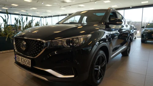 MG ZS EV Luxury / ACC / Kamera / Navi / Skinn / Pano /NORSK !!!!