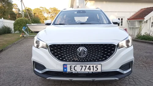 MG ZS EV LUXURY