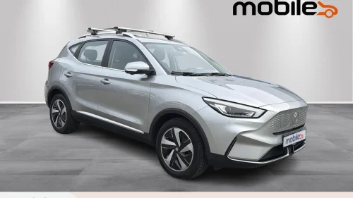 MG ZS EV Luxury Long Range 440km | Skinn | Panorama |