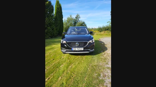 MG ZS EV Selges høystbydende over 35000
