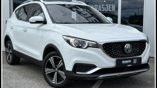 MG ZS EV Luxury Skinn|Glasstak|Ryggekamera|Nybilgaranti