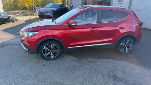 MG ZS EV LUXURY,SKINN,NAVI,PANO,EU-OK 8-2027