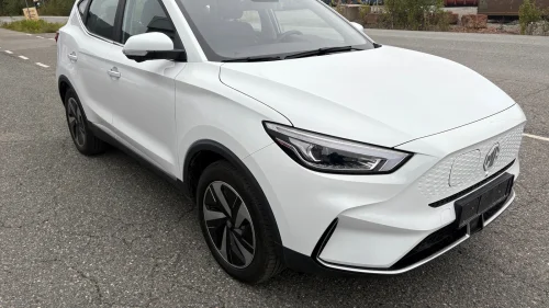 MG ZS EV 70KW 156HK LUXURY LONG RANGE 440KM