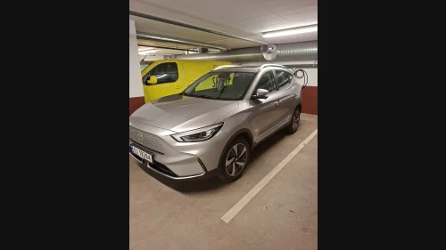MG ZS EV Luxury Long Range/Skinn/360Kam/Pano/Krok/Keyless