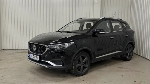 MG ZS EV Luxury ACC R.kamera Keyless CarPlay Panorama Skinn ++