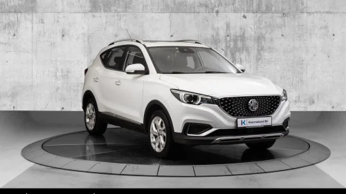 MG ZS EV Luxury Panorama/Criuise/Elstol/Lavkm
