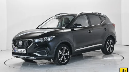 MG ZS EV LUXURY PANORAMA SKINN ADAPTIV CRUISEKONTROLL