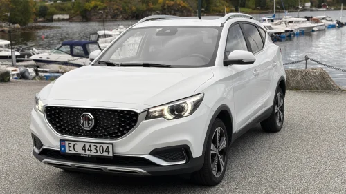 MG ZS EV LUXURY