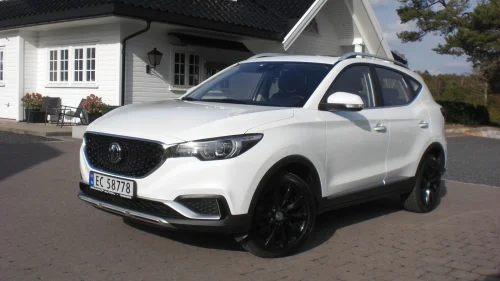 MG ZS EV ZSEV LUXU. SKINN NAVI PANO.TAK LAV KM NY SERV.0-KO 1791