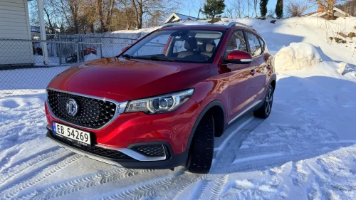 MG ZS EV LUXURY