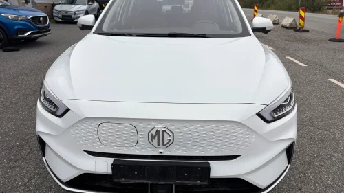 MG ZS EV 70KW 156HK LUXURY LONG RANGE 440KM