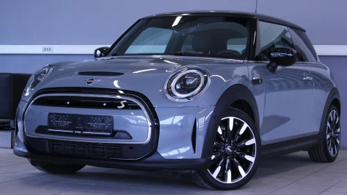 MINI Cooper SE MAXIMISE/ACC/PANO/KAMERA/H&K/HUD/CARPLAY/SERVICEAVTALE