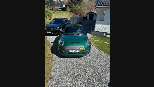 MINI Cooper SE Cooper S E Essential 3-d