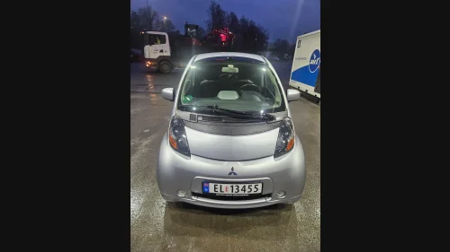 MITSUBISHI I-MIEV i-MiEV