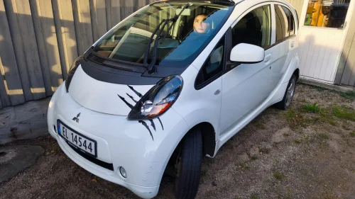 MITSUBISHI I-MIEV