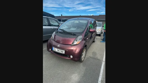 MITSUBISHI I-MIEV (to-tone lakk/ dekaler)
