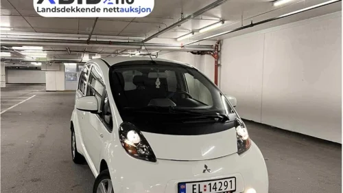 MITSUBISHI I-MIEV Mitsubishi i-MiEV 2011 – Elektrisk bybil med lave ko...