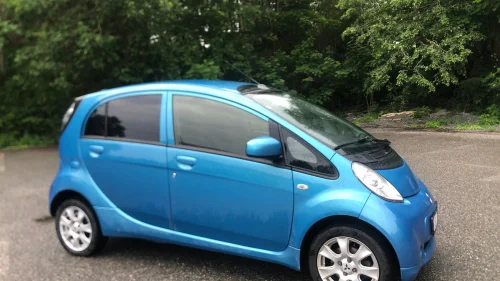 MITSUBISHI i-MIEV
