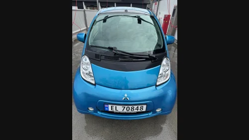 MITSUBISHI i-MIEV