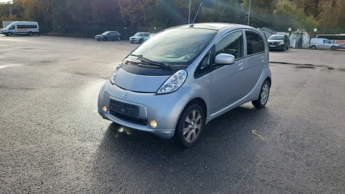 MITSUBISHI i-MIEV