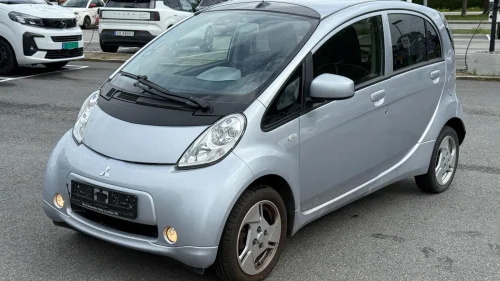 MITSUBISHI i-MIEV