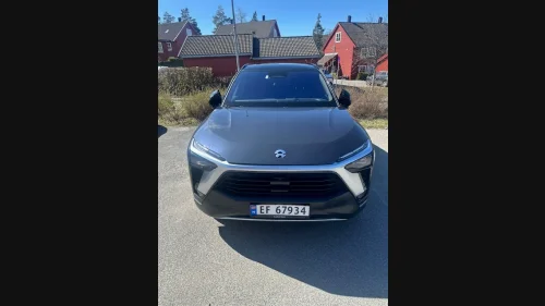 NIO ES8 LR 6-s BaaS