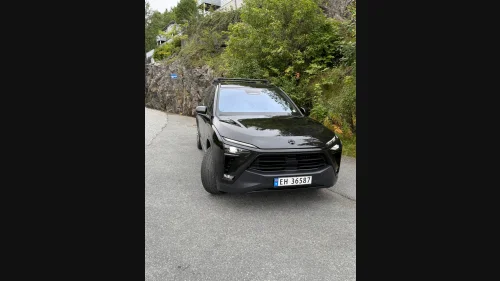 NIO ES8 SR AWD all black/BaaS 75kwh/ACC/360/6-Seter/Soltak/krok