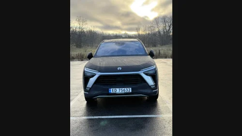 NIO ES8 LR Signature Edition 6-s