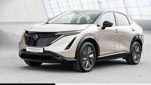 NISSAN ARIYA Evolve 87kWt m/h.feste, 22kW ombordlader - må ses!