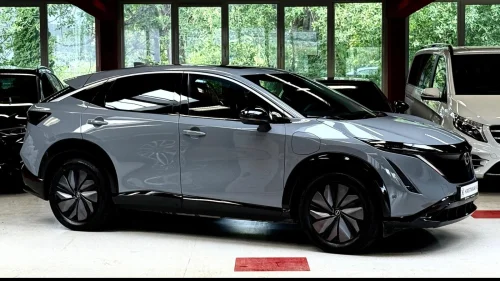 NISSAN ARIYA EVOLVE/TOPPMODELL/525KM/HUD/PANO/ACC/BOSE/VARMER/MATRIX