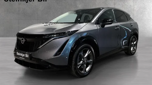 NISSAN ARIYA 87kWh Evolve/4x4/Krok/HUD/ACC/Matrix/Pano