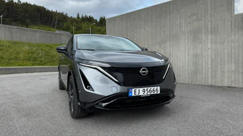 NISSAN ARIYA e4ORCE Evolve 87kWt, LAZER LYS, 21" Sommerhjul. Tectyl.