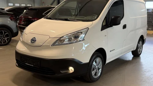 NISSAN e-NV200 40 Kwh - Premium - Varebil - Ryggekamera - Navi