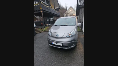 NISSAN e-NV200 Evalia