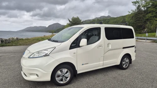 NISSAN e-NV200 | 5 SETER | NY EU - 05.2027 | TAKSTATIV