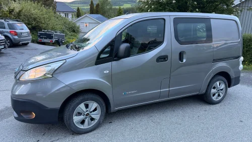 NISSAN E-NV200 Premium 5-d