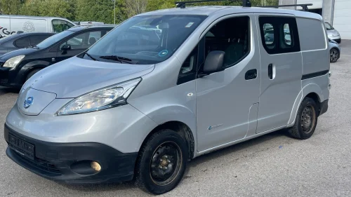 NISSAN E-NV200 *INGEN MINSTEPRIS* 24 KWH 109 HK KAMERA NAVI VARMER CRU