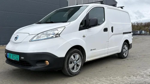 NISSAN e-NV200 40 KWH AUT CRUISE KAMERA VARMER NAVI RATTVARME
