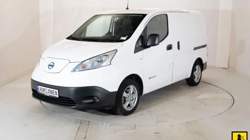 NISSAN e-NV200 KAMERA NAVI RATTVARME VARMER CRUISE