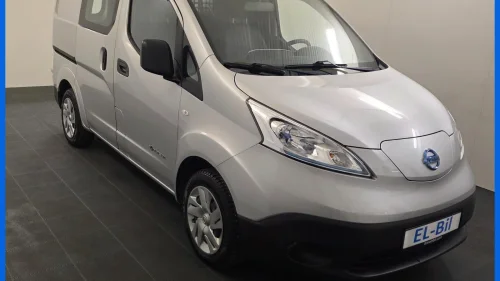 NISSAN e-NV200 LONG RANGE 40kW 200KM WLTP/TILHENGERFESTE/KAMERA/2xSKYV
