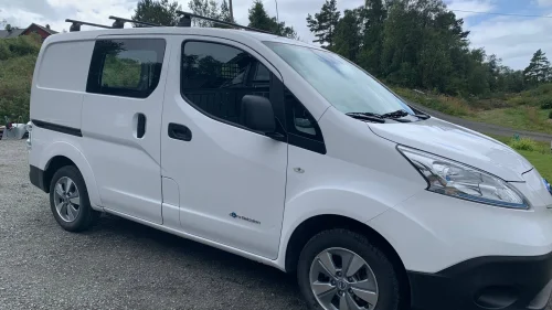 NISSAN e-NV200 Nissan e-NV200 varebil til salgs