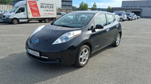 NISSAN LEAF